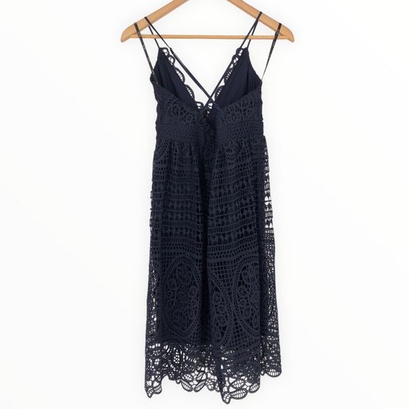 Bardot French Navy Lace Strappy Back Knee Length Dress size 6/Small - Picture 7 of 12